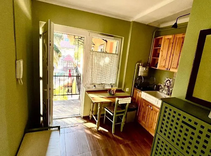 아파트 Green Apartman *