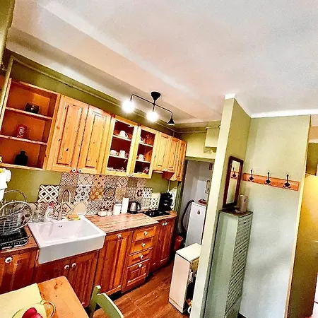 Green Apartman Apartment